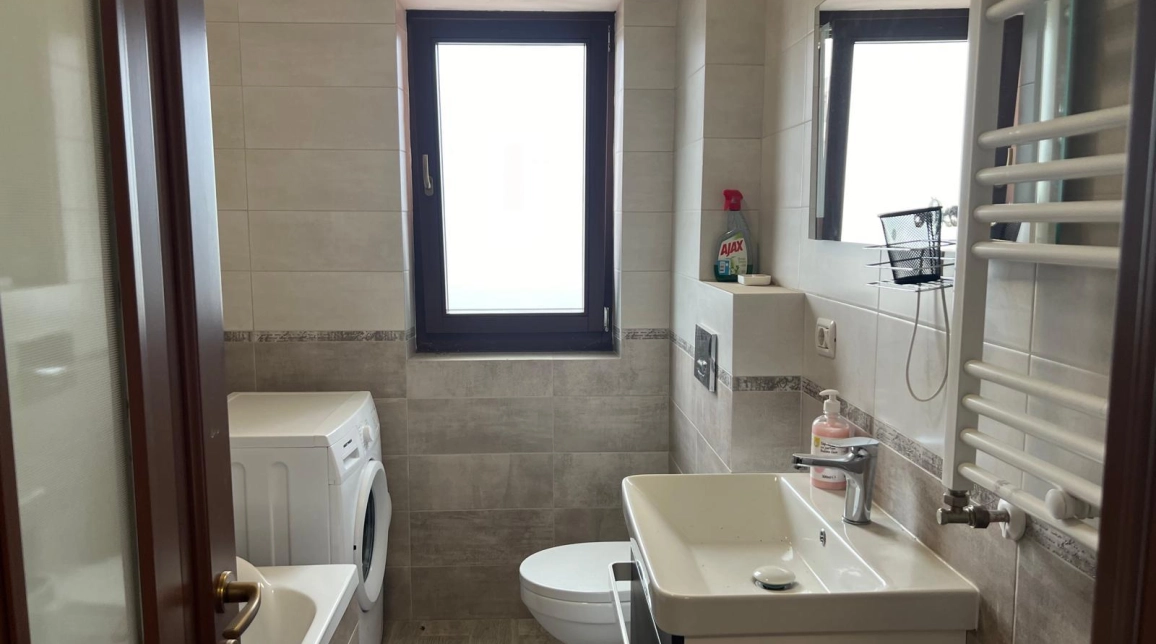 Oferta Galata apartament 56 mp, 2 camere, decomandat, de vanzare,  Intabulat-Platou Galata imagine 3