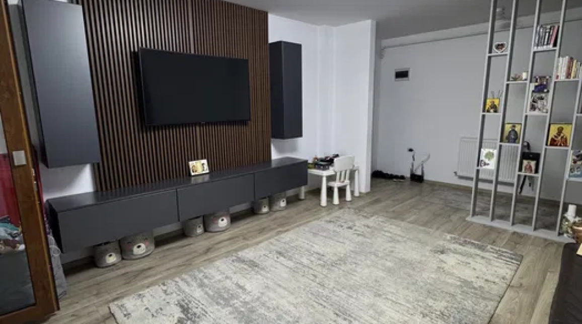 Oferta 2 camere, decomandat, 63 mp, de vanzare apartament in zona Calea Romanului imagine 1