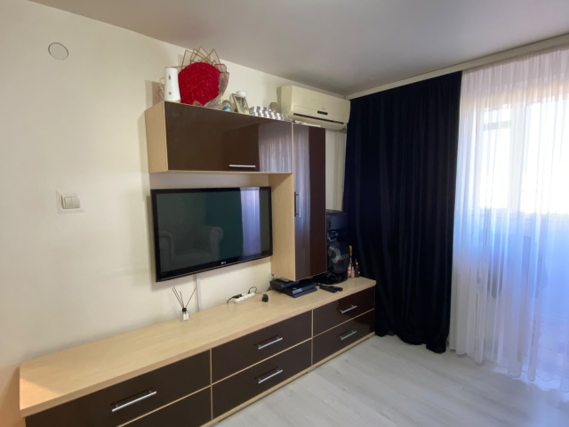 Apartament de vanzare, 2 camere,  decomandat,  37 mp, Titan,  (Auchan Titan ) 163385
