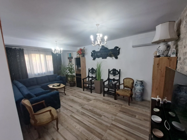 Apartament 3 camere - Frumoasa