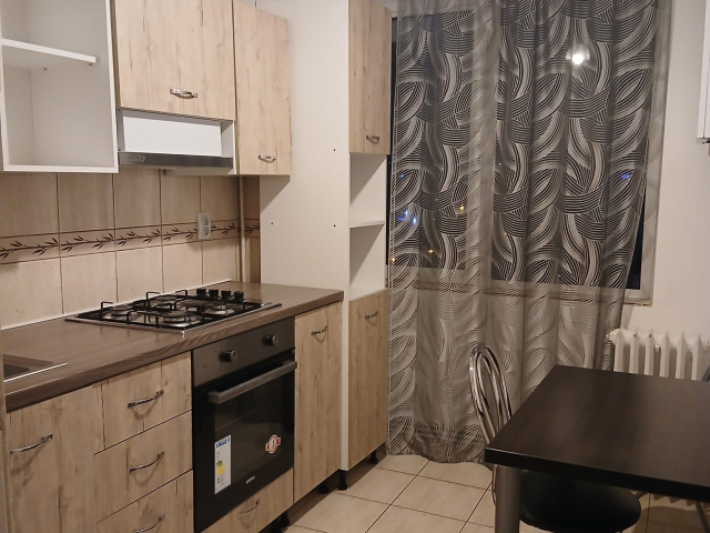 Alexandru cel Bun apartament  54 mp, 2 camere,  decomandat, de inchiriat,  (Piata Voievozilor) 161264