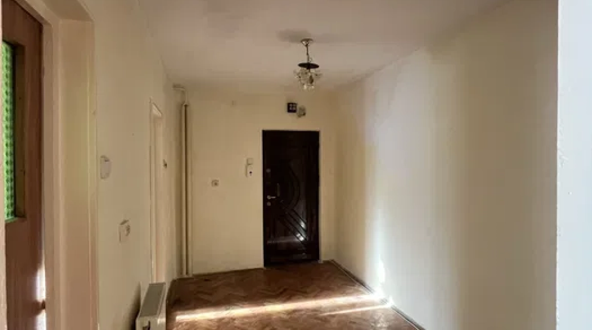 Oferta Apartament de vanzare, 2 camere, decomandat, 54 mp, Darmanesti,  Scoala Nr 5 imagine 1