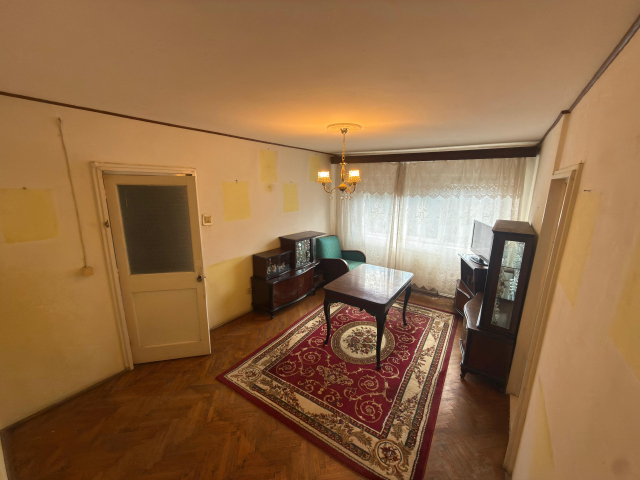 Podu Ros apartament  50 mp, 2 camere,  nedecomandat, de vanzare,  (Pasapoarte) 163284