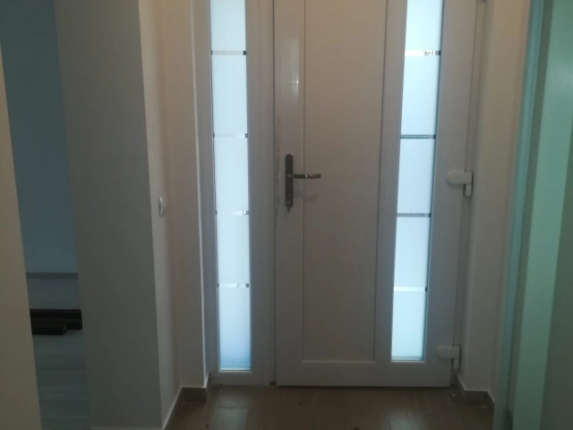 Apartament 4 camere - Miroslava