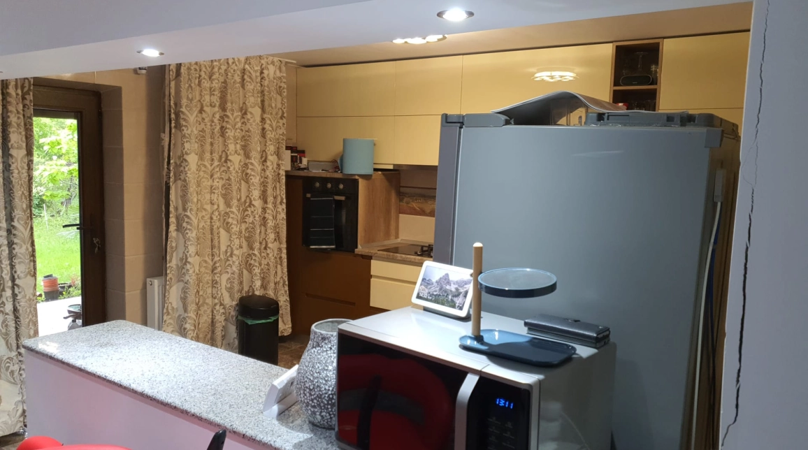 Oferta De vanzare casa, 4 camere, 121 mp, Horpaz,  dupa serele Visoianu imagine 2
