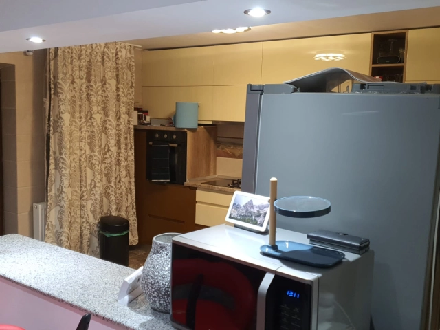 Apartament 4 camere - Horpaz