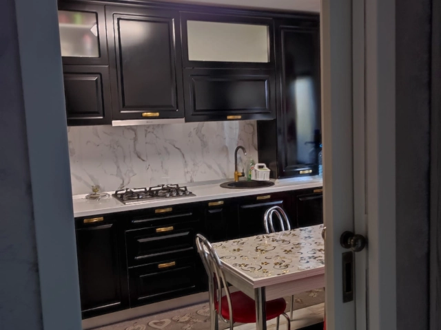 Apartament 4 camere - Nicolina