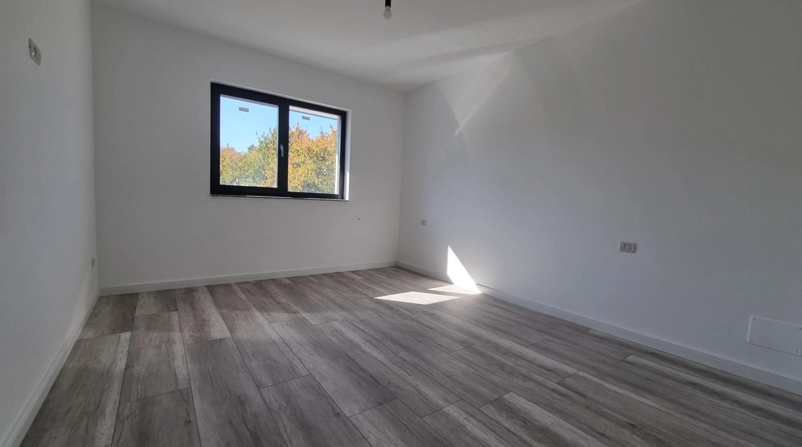 Oferta Bucium casa 120 mp, 4 camere, de vanzare,  Primaria Barnova imagine 3