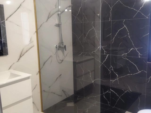 Apartament 4 camere - Valea Adanca