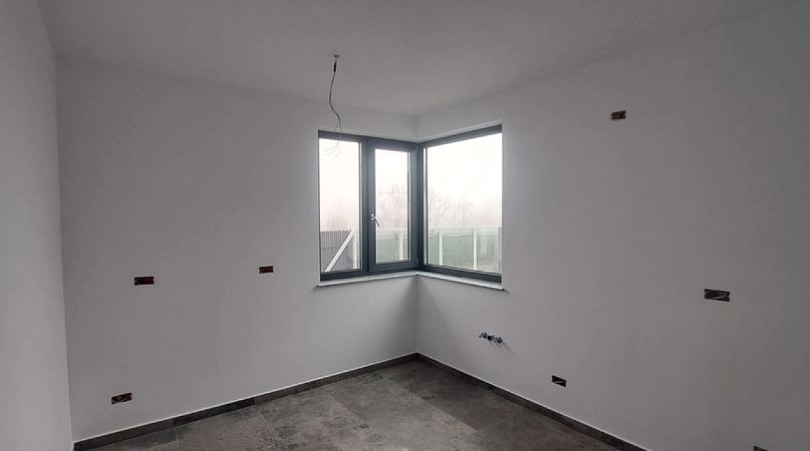 Oferta De vanzare casa, 4 camere, 120 mp, Miroslava,   imagine 1