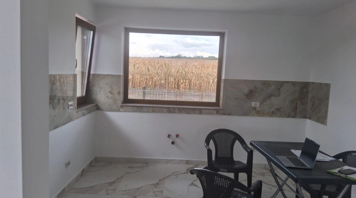 Oferta Lunca Cetatuii casa 170 mp, 6 camere, de vanzare,  pe soseau de centura imagine 10