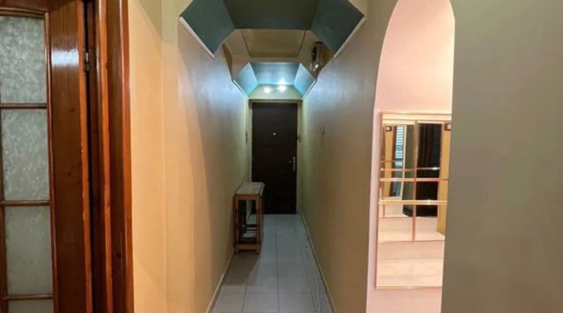 Oferta Apartament, 4 camere semidecomandat, 80 mp, Centru, de inchiriat,  Palas Mall imagine 3