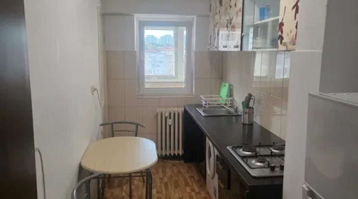 Oferta Central apartament 55 mp, 2 camere, decomandat, de inchiriat,  Palas Mall imagine 5