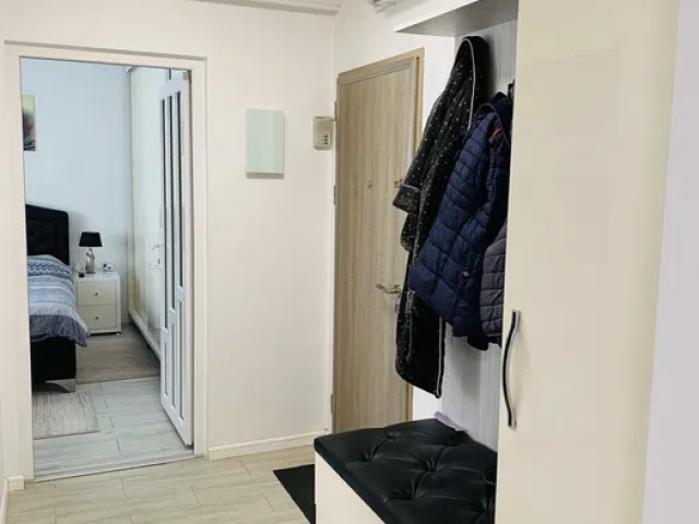 Apartament 3 camere - Podu Ros