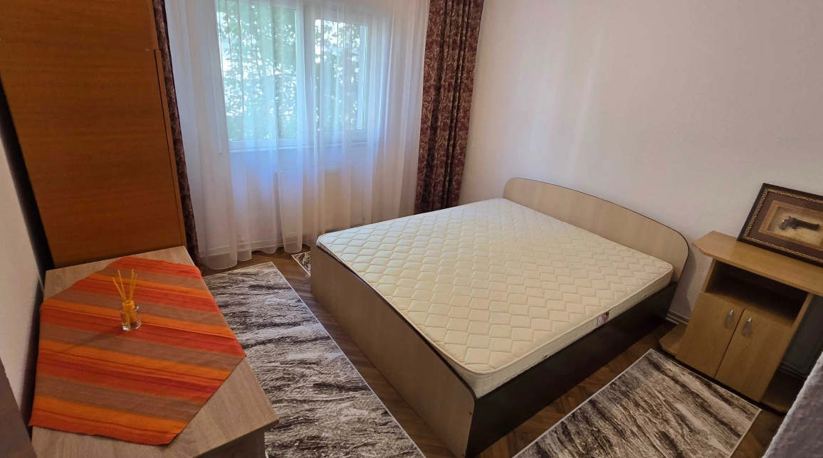 Oferta Apartament de inchiriat, 2 camere, decomandat, 55 mp, Tatarasi,  Doi Baiei imagine 3