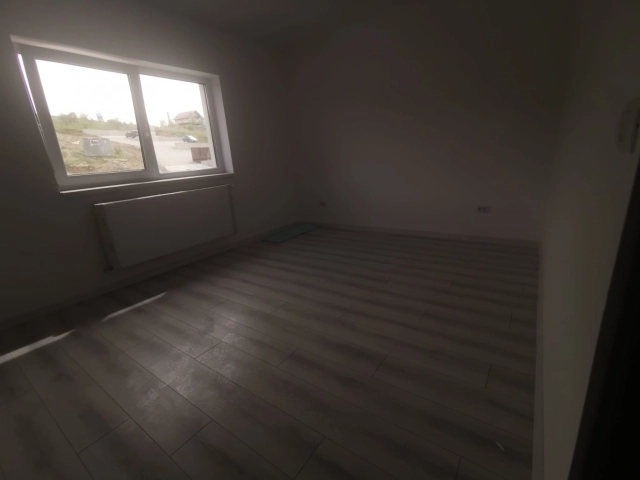 Apartament 3 camere - Pacurari