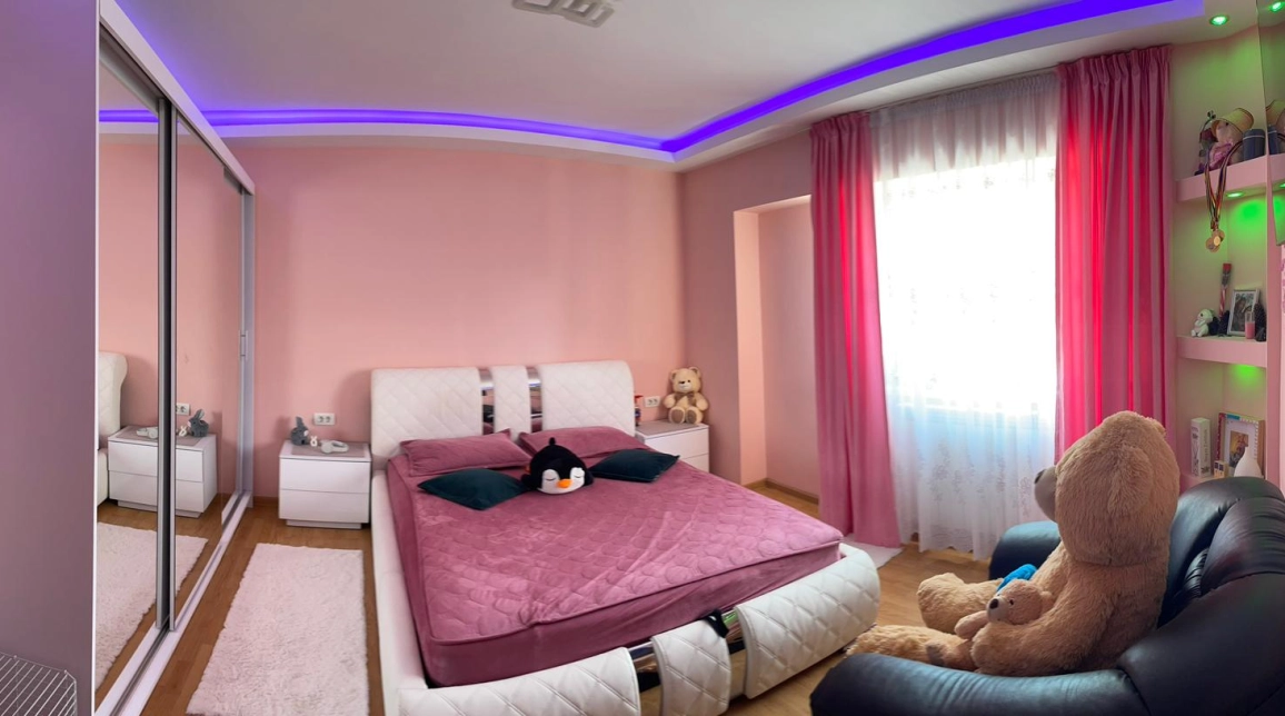 Oferta De vanzare apartament, 3 camere, decomandat, 115 mp, 1 Mai imagine 3