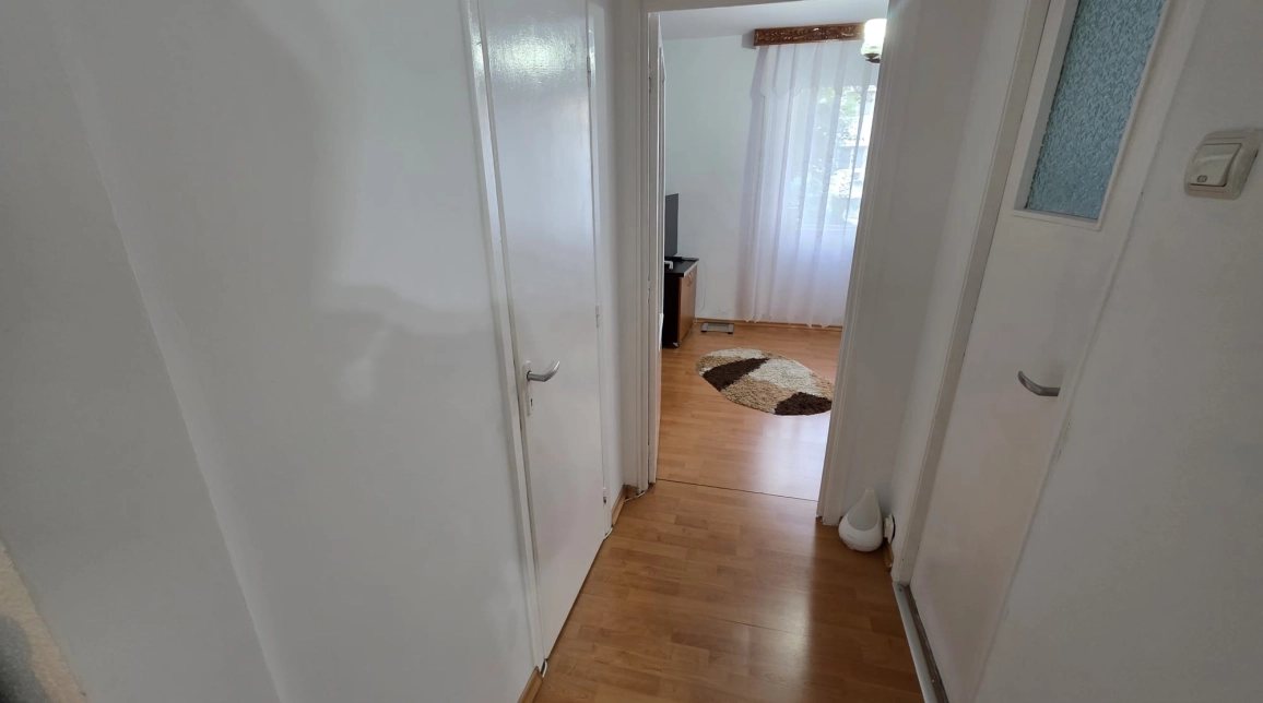Oferta Apartament, 2 camere semidecomandat, 52 mp, Podu Ros, de vanzare imagine 7