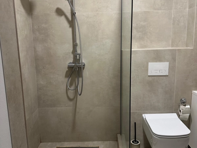 Apartament 3 camere - Centru
