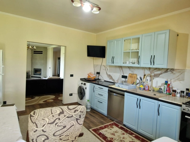 Apartament 3 camere - Semicentral