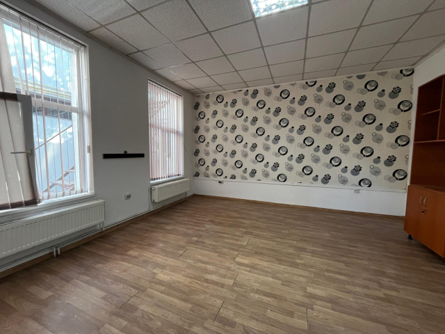 Spatiu comercial Centru Registrul Comertului  65mp  162333