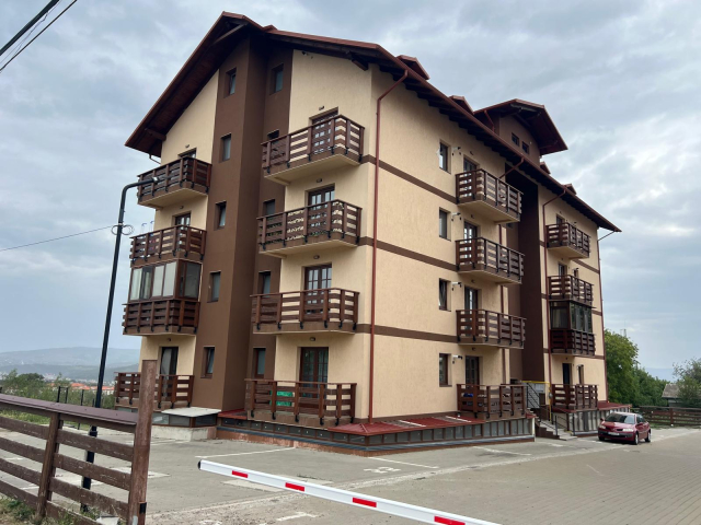 Galata apartament  56 mp, 2 camere,  decomandat, de inchiriat,  (Intabulat-Platou Galata) 162089