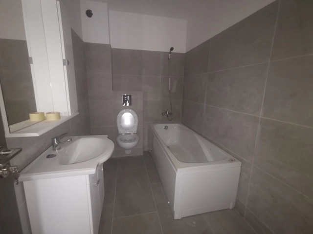 Apartament 3 camere - Pacurari