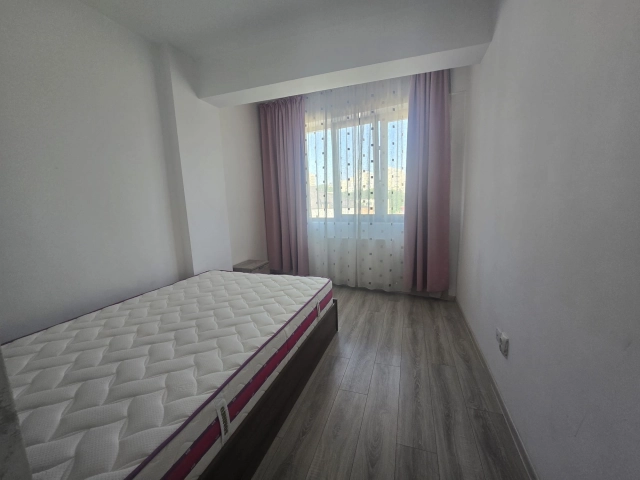 Apartament 3 camere - Centru