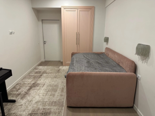 Apartament 3 camere - Centru