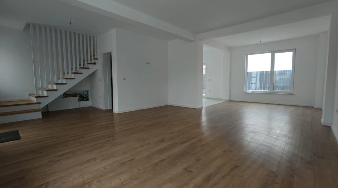 Oferta De vanzare casa, 4 camere, 110 mp, Valea Lupului,   imagine 2