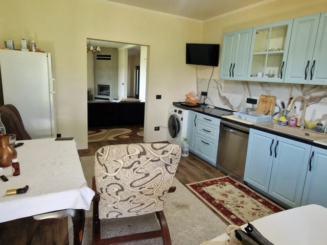 Apartament 3 camere - Semicentral