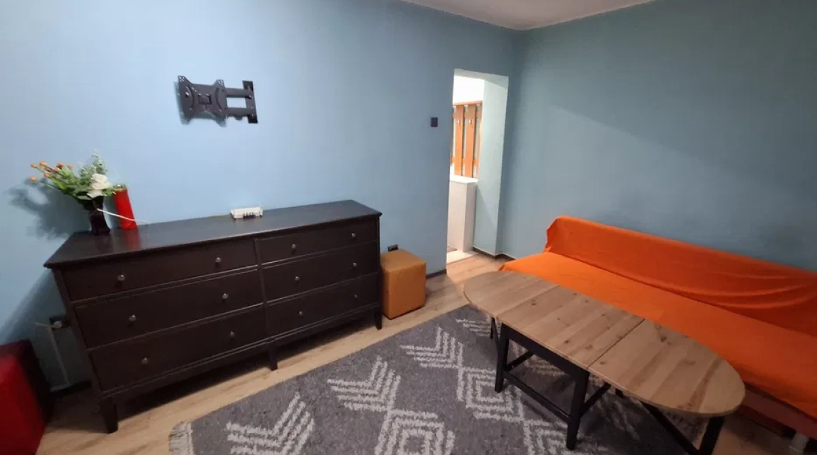 Oferta 1 camera, decomandat, 28 mp, de inchiriat apartament in zona Podu Ros,  Sens Giratoriu imagine 1