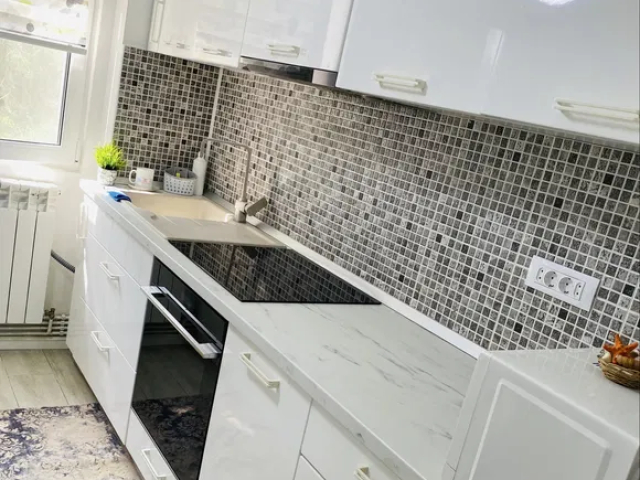 Podu Ros apartament  76 mp, 3 camere,  semidecomandat, de inchiriat,  (Gradinita Iris) 163199