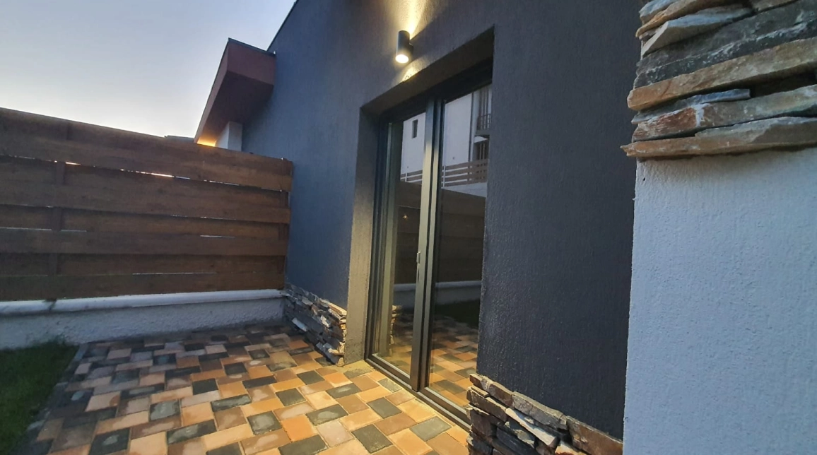 Oferta Apartament nou de vanzare, 3 camere, 80 mp, Valea Adanca,  700 m de Mega Image-5Drumuri imagine 9