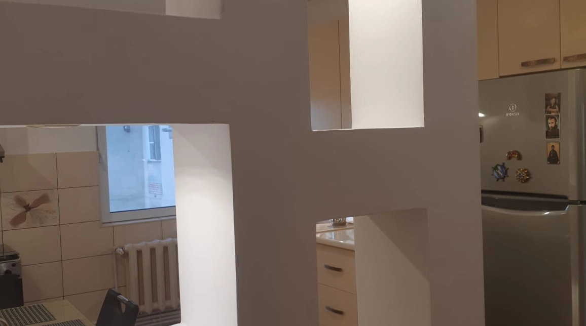 Oferta Gara apartament 80 mp, 3 camere, decomandat, de vanzare,  ARCU, CARREFOUR MARKET imagine 6
