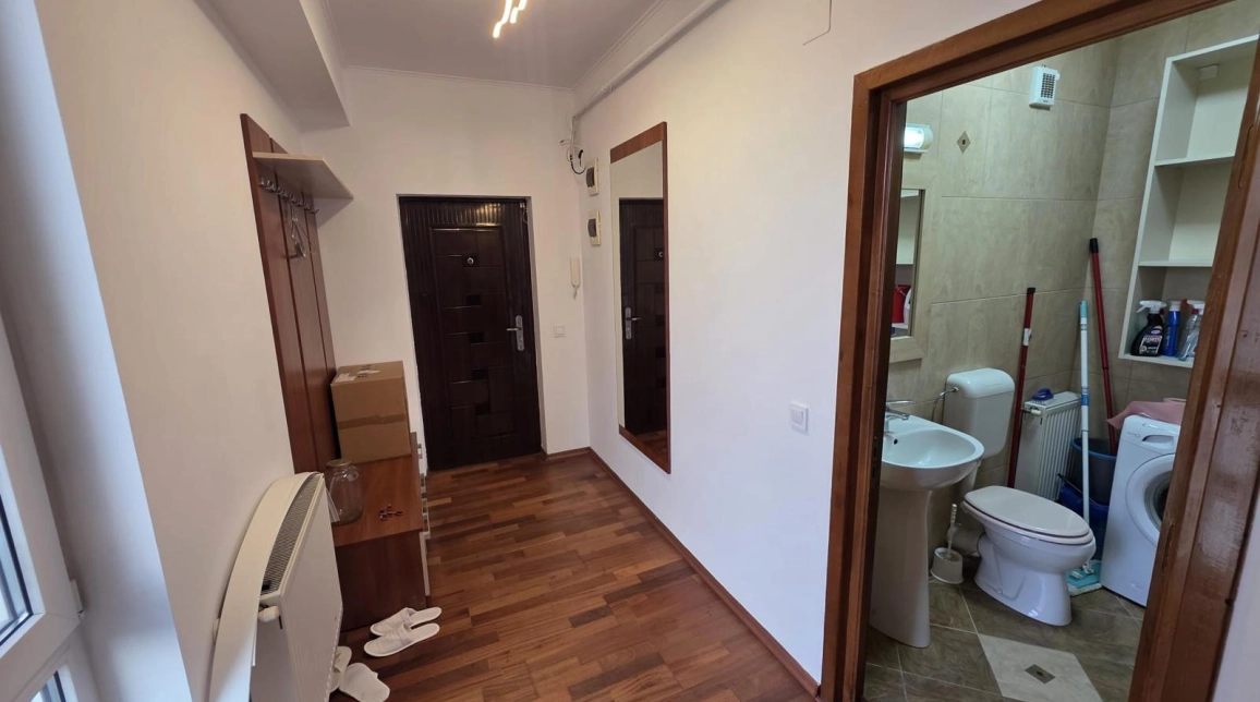 Oferta Apartament, 3 camere decomandat, 114 mp, Centru, de vanzare,  In spate la Mitropolie imagine 8
