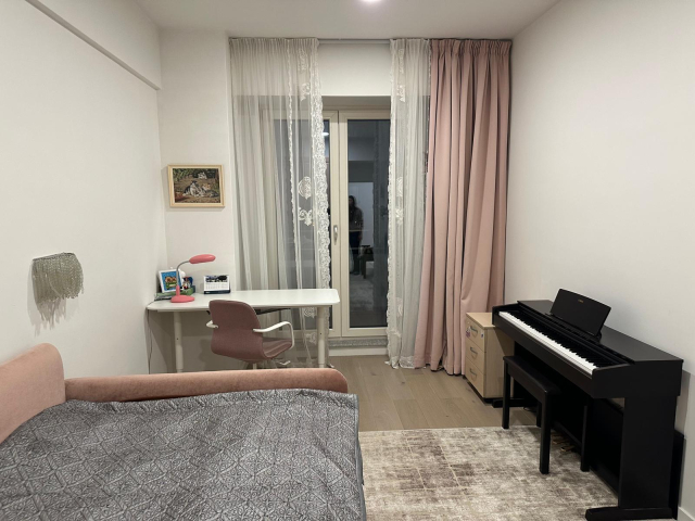 De vanzare apartament, 3 camere,  open-space,  133 mp, Centru,  (Vis a vis de Palas Mall) 163092