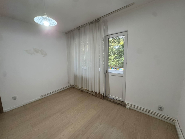 De vanzare apartament, 2 camere,  semidecomandat,  55 mp, Tatarasi,  (Parcul Ciurchi ) 163357