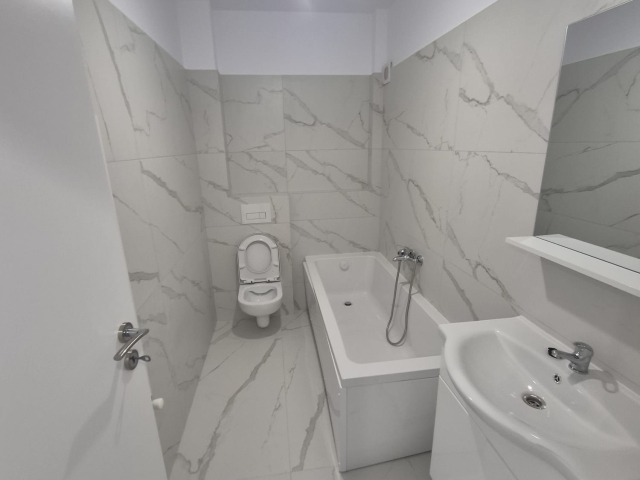 Apartament nou de vanzare, 2 camere,  penthouse,  51 mp, Galata,  (Notariat Iulia Paduraru) 158485