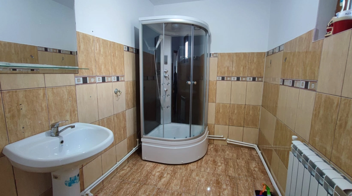 Oferta Casa, 5 camere , 180 mp, Miroslava, de vanzare,  Primaria Miroslava imagine 25