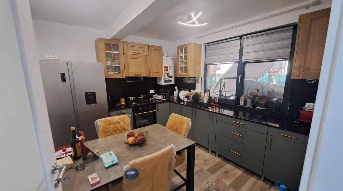 Oferta Frumoasa casa 85 mp, 3 camere, de vanzare,  Lidl Poitiers imagine 4