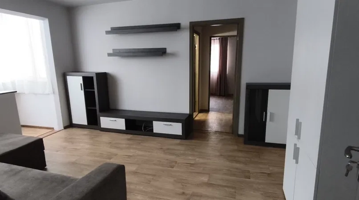 Oferta 2 camere, semidecomandat, 52 mp, de inchiriat apartament in zona Podu Ros,  ING imagine 2