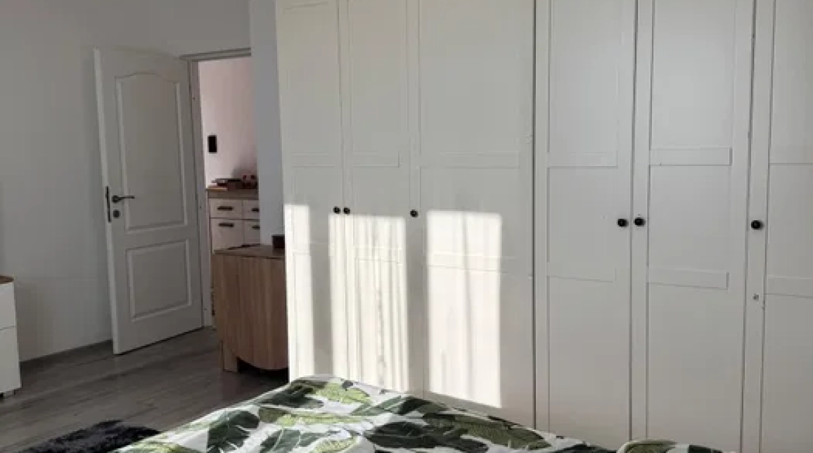 Oferta Calea Romanului garsoniera 44 mp, de inchiriat imagine 1