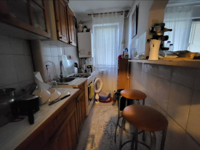 Alexandru cel Bun apartament  40 mp, 2 camere,  decomandat, de vanzare,  (Piata Alexandru) 162314