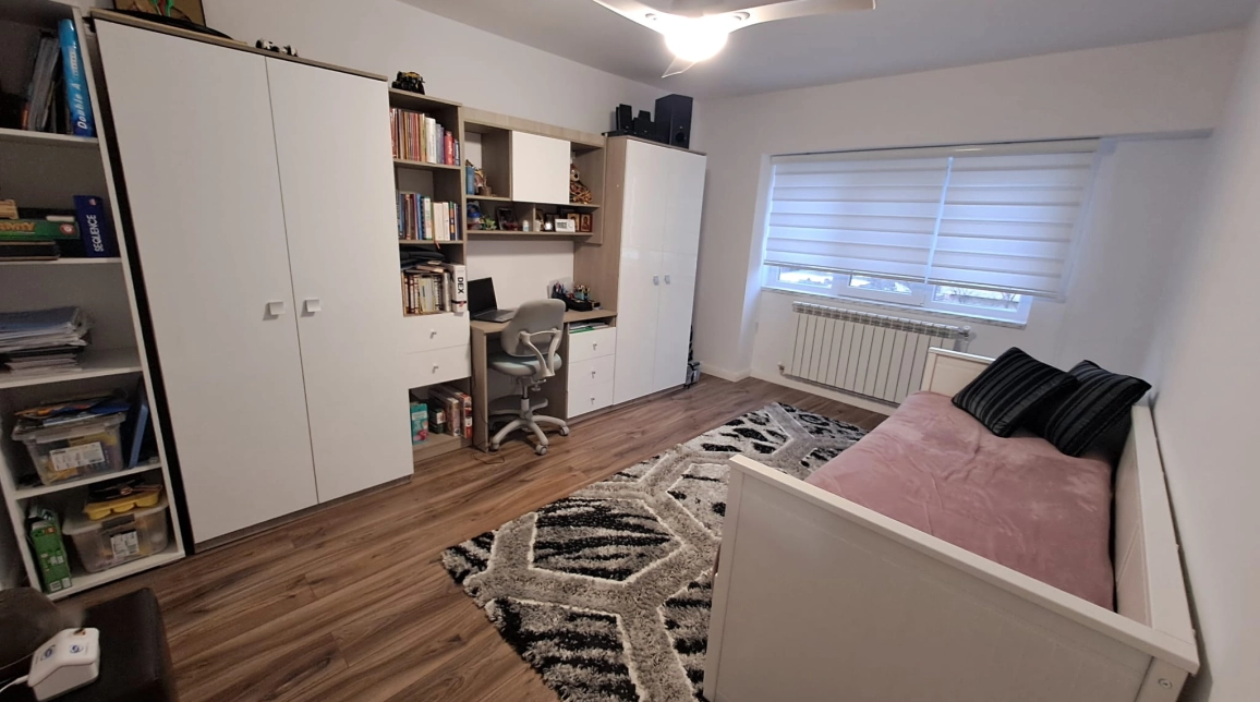 Oferta Pacurari apartament 78 mp, 3 camere, decomandat, de vanzare,  MOARA DE  FOC imagine 1