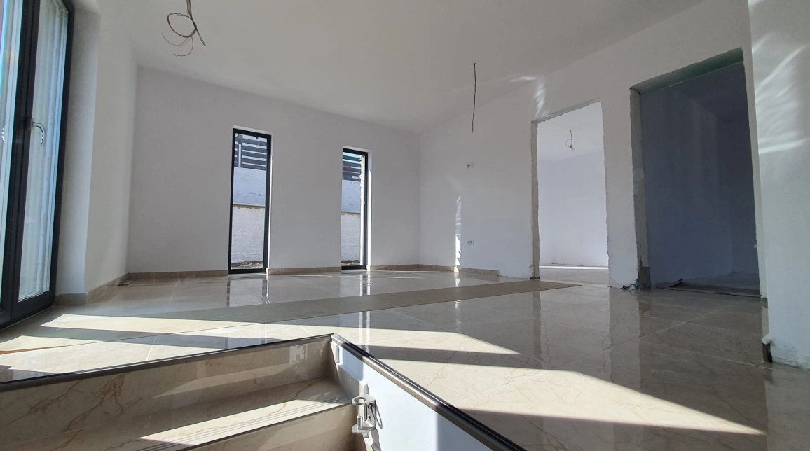 Oferta CUG casa 80 mp, 3 camere, de vanzare,  5 drumuri - Valea Adanca imagine 2