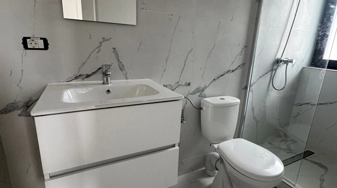 Oferta Miroslava casa 120 mp, 4 camere, de vanzare,  la 900 ml de primaria  Miroslava imagine 8