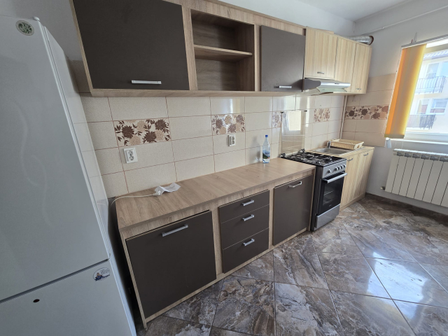 3 camere,  decomandat,  70 mp, de inchiriat apartament in zona Valea Lupului,  (Popas Pacurari) 162193