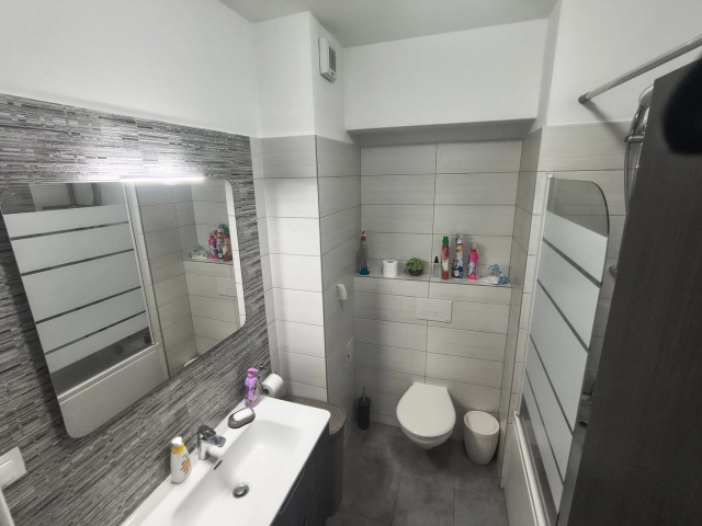Apartament 3 camere - Tudor Vladimirescu