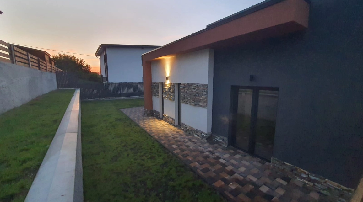 Oferta Apartament nou de vanzare, 3 camere, 80 mp, Valea Adanca,  700 m de Mega Image-5Drumuri imagine 5